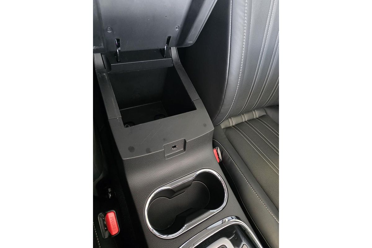 2022 Isuzu MU-X LS-T