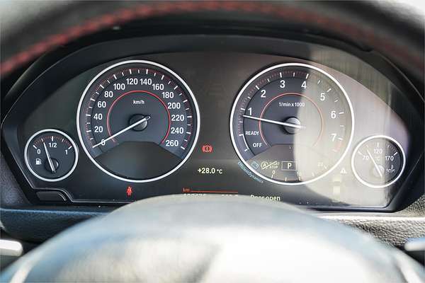 2014 BMW 3 20i HIGH LINE F30 MY14 UPGRADE