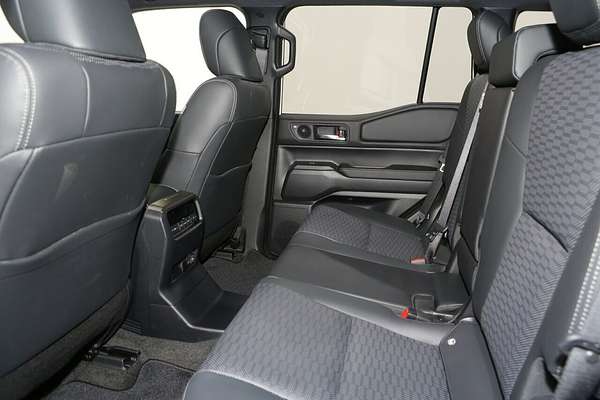 2025 Toyota Landcruiser Prado Altitude GDJ251R