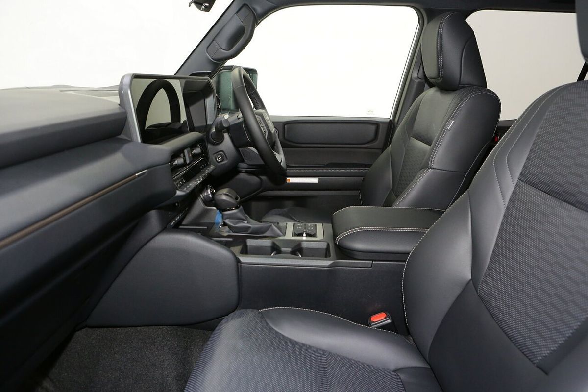 2025 Toyota Landcruiser Prado Altitude GDJ251R