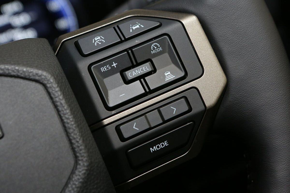 2025 Toyota Landcruiser Prado Altitude GDJ251R