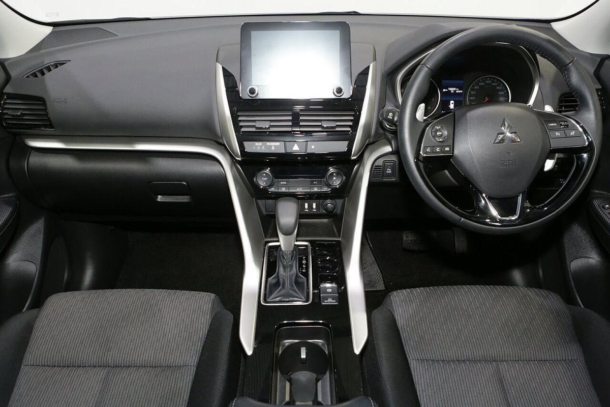 2024 Mitsubishi Eclipse Cross LS YB