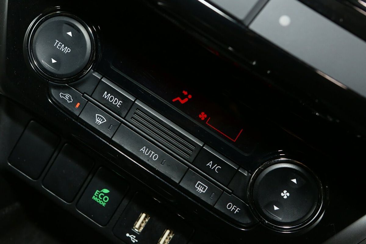 2024 Mitsubishi Eclipse Cross LS YB