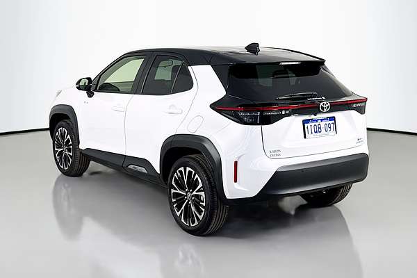 2025 Toyota Yaris Cross Urban MXPJ15R