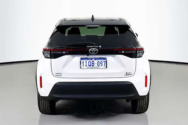 2025 Toyota Yaris Cross Urban MXPJ15R