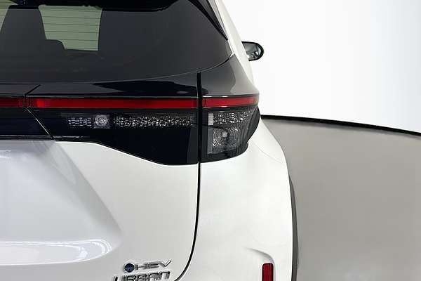 2025 Toyota Yaris Cross Urban MXPJ15R