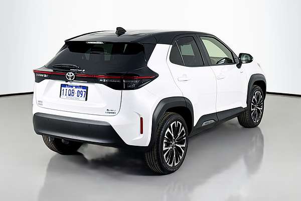 2025 Toyota Yaris Cross Urban MXPJ15R