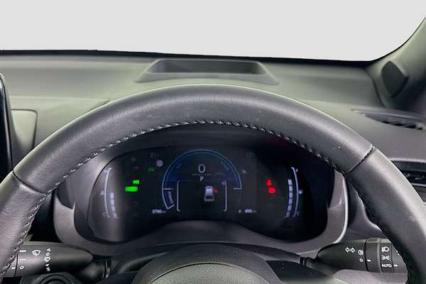 2025 Toyota Yaris Cross Urban MXPJ15R