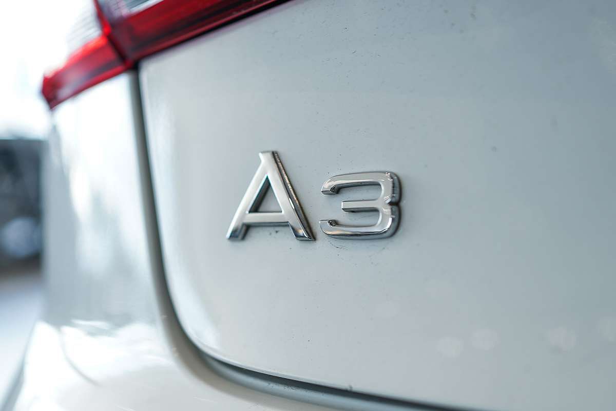 2020 Audi A3 35 TFSI S line plus 8V