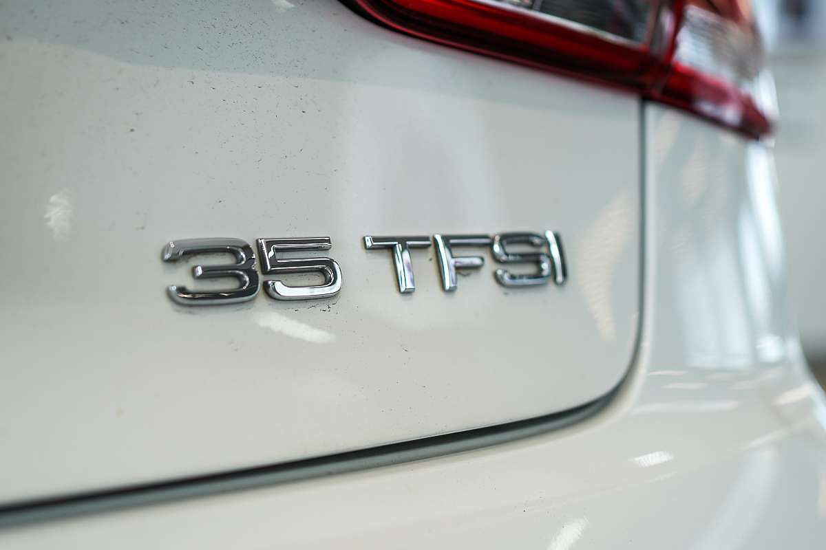 2020 Audi A3 35 TFSI S line plus 8V