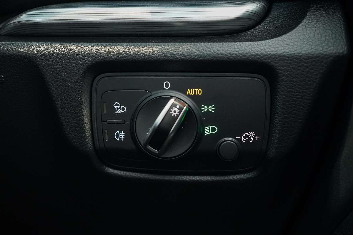 2020 Audi A3 35 TFSI S line plus 8V