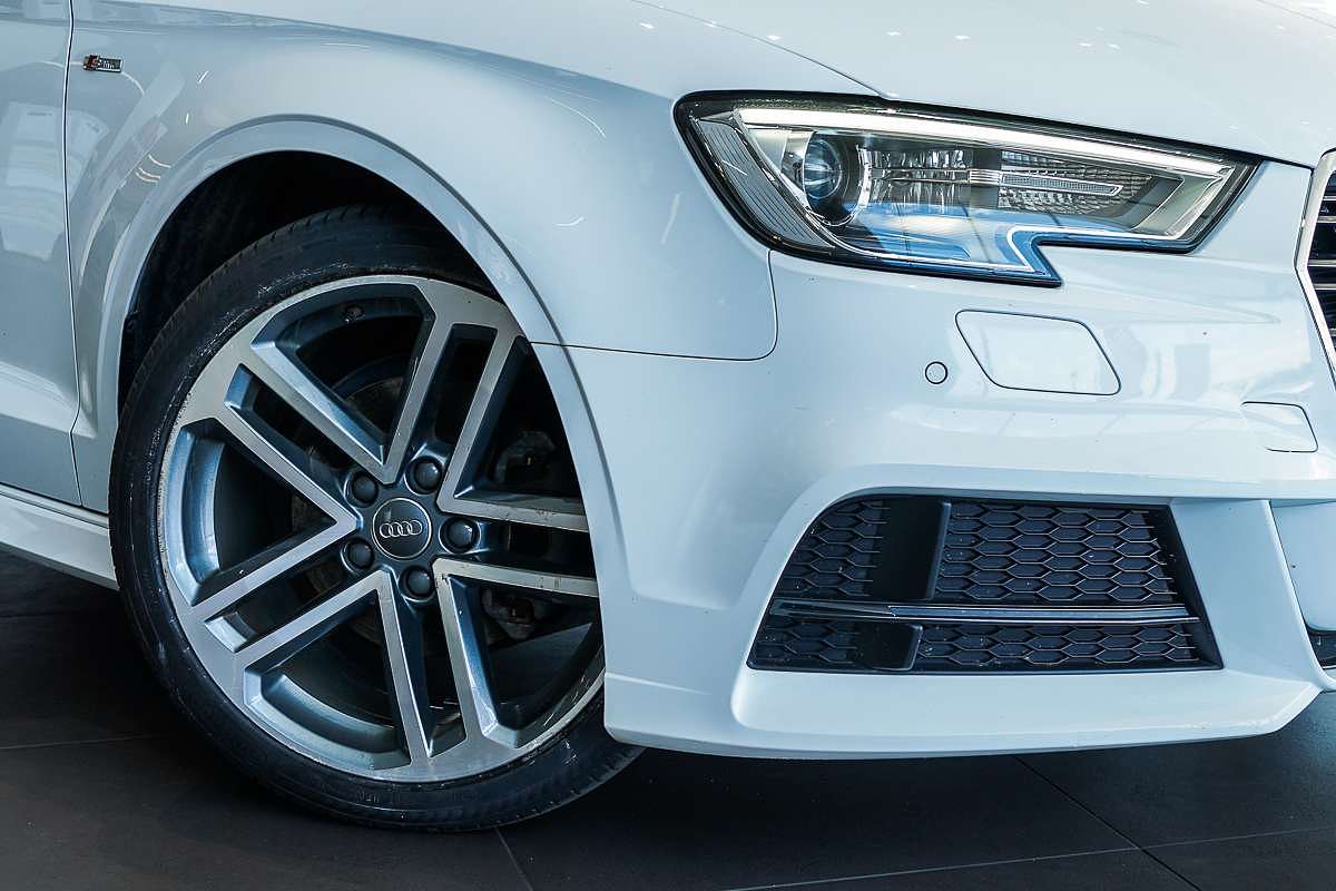 2020 Audi A3 35 TFSI S line plus 8V