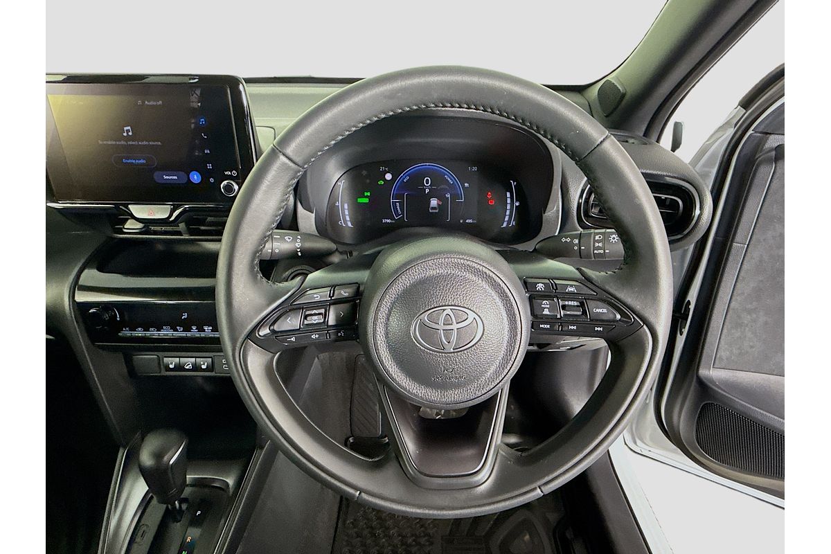 2025 Toyota Yaris Cross Urban MXPJ15R