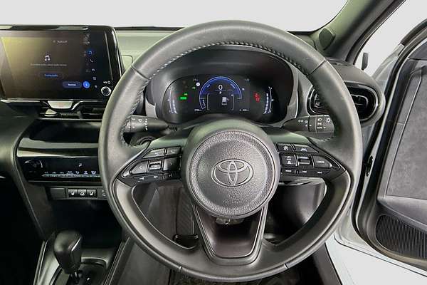 2025 Toyota Yaris Cross Urban MXPJ15R