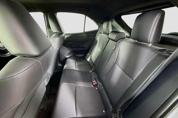 2025 Toyota Yaris Cross Urban MXPJ15R