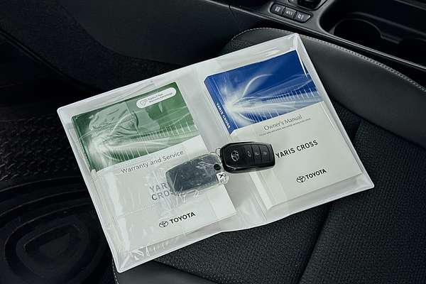 2025 Toyota Yaris Cross Urban MXPJ15R