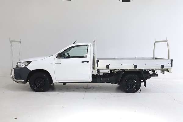 2017 Toyota Hilux Workmate TGN121R Rear Wheel Drive