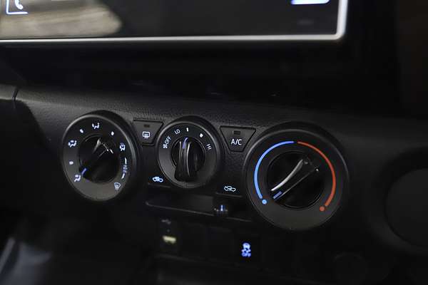 2017 Toyota Hilux Workmate TGN121R Rear Wheel Drive