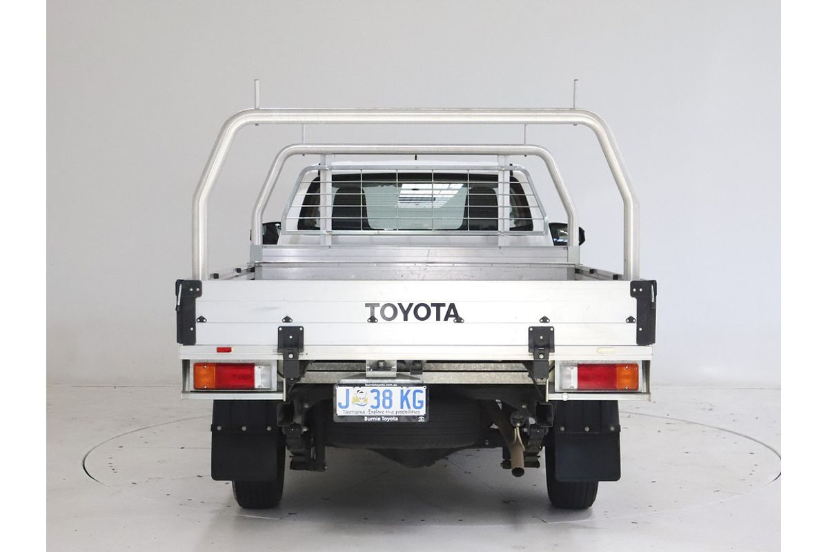 2017 Toyota Hilux Workmate TGN121R Rear Wheel Drive