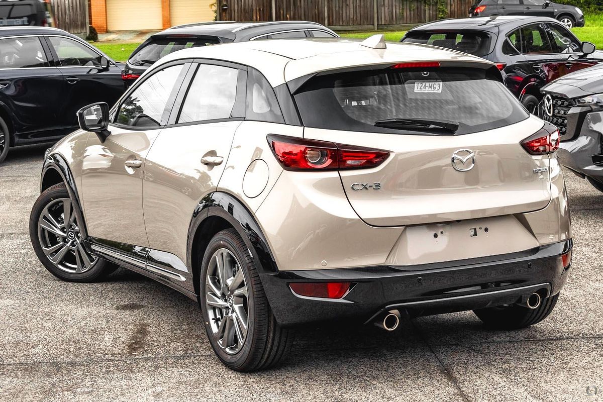 2025 Mazda CX-3 G20 Akari DK