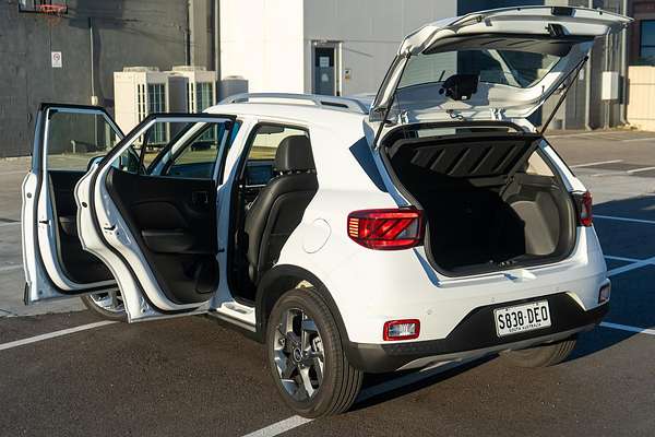 2024 Hyundai Venue Active QX.V5