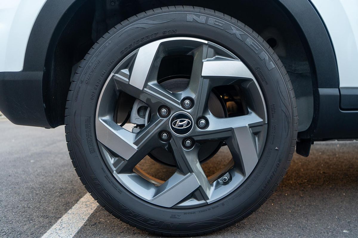 2024 Hyundai Venue Active QX.V5