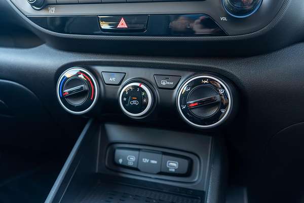 2024 Hyundai Venue Active QX.V5