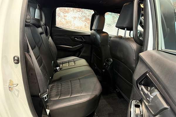 2024 Isuzu D-MAX X-TERRAIN 4X4