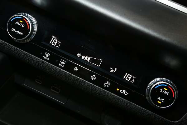 2023 Mitsubishi Outlander ES ZM