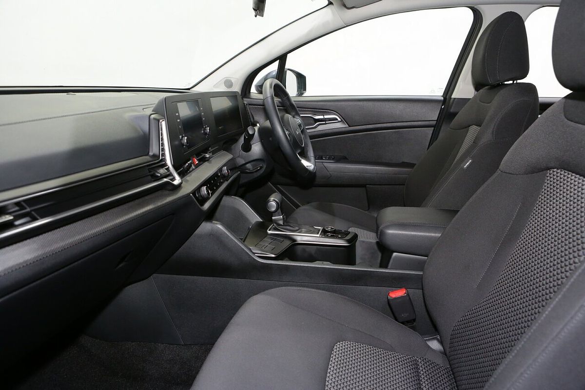 2024 Kia Sportage S NQ5