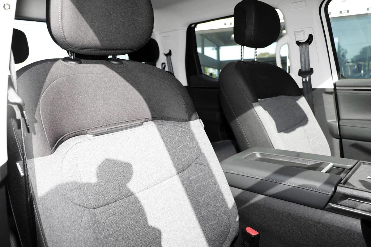 2025 LDV Terron 9 Origin EKK1C