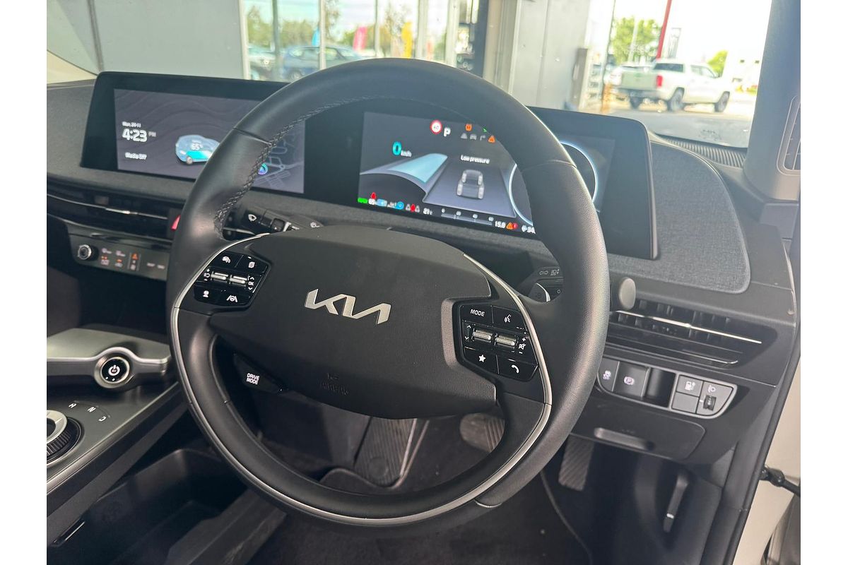 2023 Kia EV6 Air CV