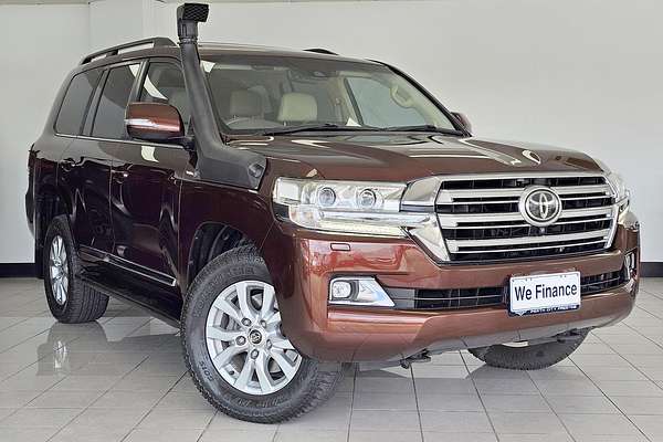 2016 Toyota Landcruiser Sahara VDJ200R
