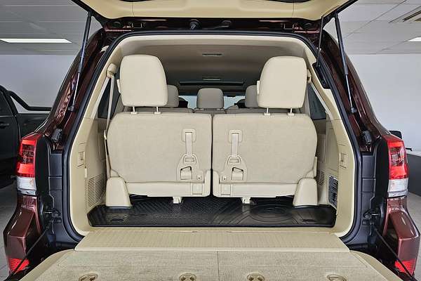 2016 Toyota Landcruiser Sahara VDJ200R