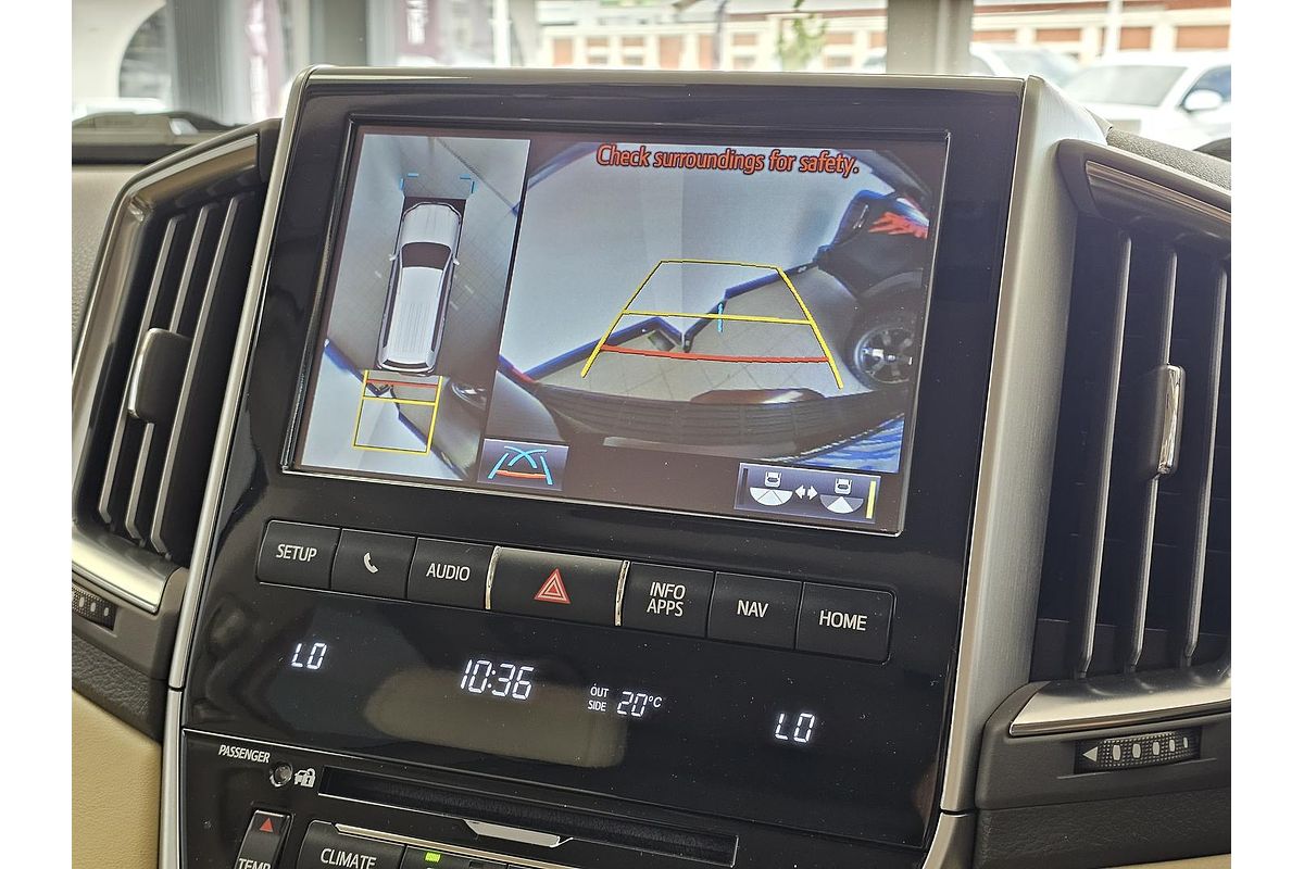 2016 Toyota Landcruiser Sahara VDJ200R