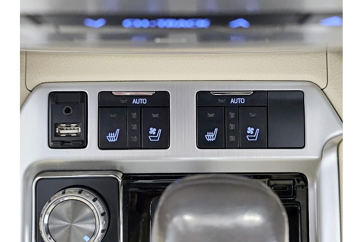 2016 Toyota Landcruiser Sahara VDJ200R