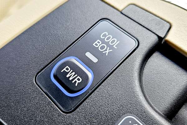 2016 Toyota Landcruiser Sahara VDJ200R