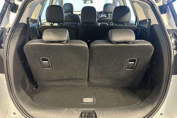 2025 Mahindra XUV700 AX7L