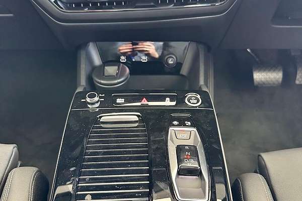 2025 Audi Q6 e-tron GF