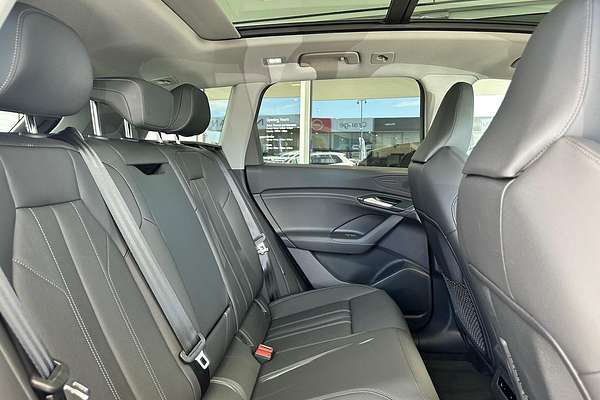 2025 Audi Q6 e-tron GF