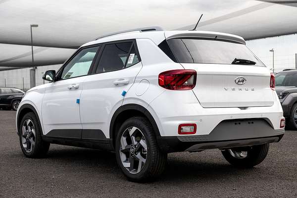 2025 Hyundai Venue Elite QX.V5