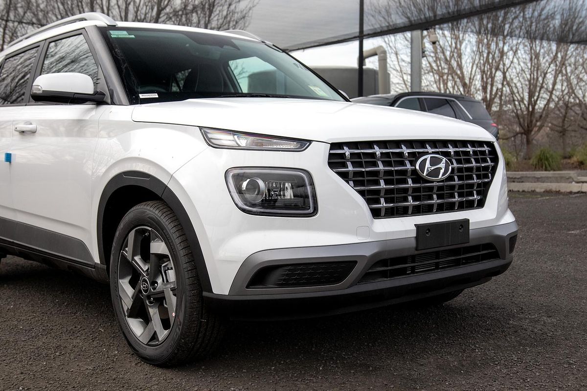 2025 Hyundai Venue Elite QX.V5