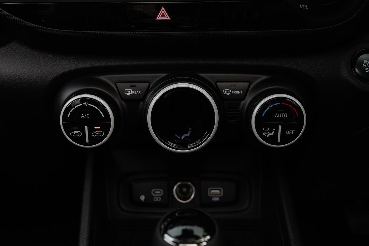 2025 Hyundai Venue Elite QX.V5