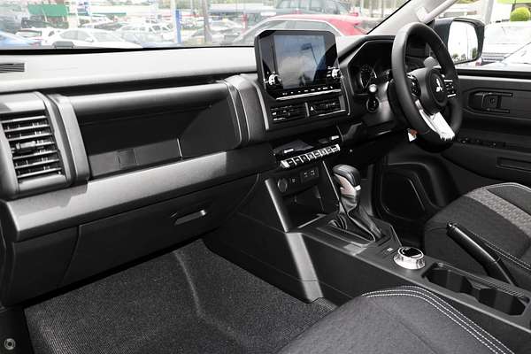 2025 Mitsubishi Triton GLX-R MV 4X4