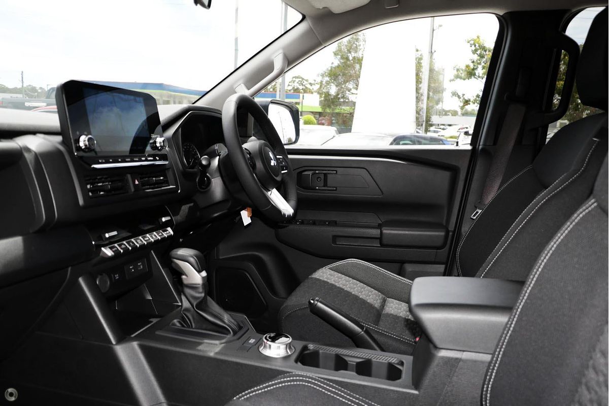 2025 Mitsubishi Triton GLX-R MV 4X4