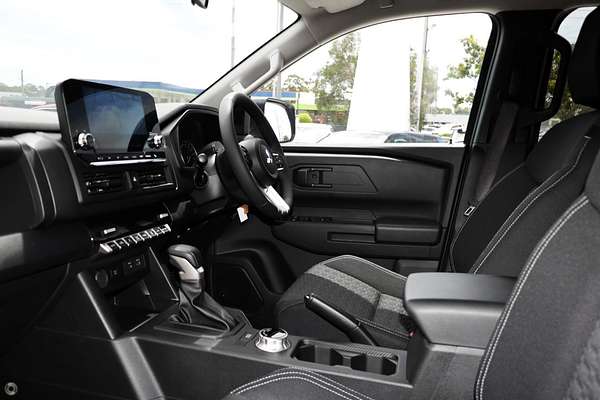 2025 Mitsubishi Triton GLX-R MV 4X4