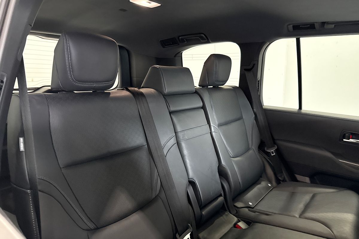 2023 Toyota Landcruiser Sahara ZX FJA300R