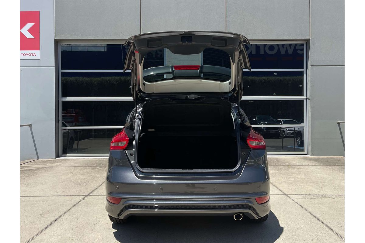 2016 Ford Focus Sport LZ