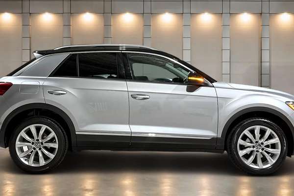 2022 Volkswagen T-Roc 110TSI Style D11