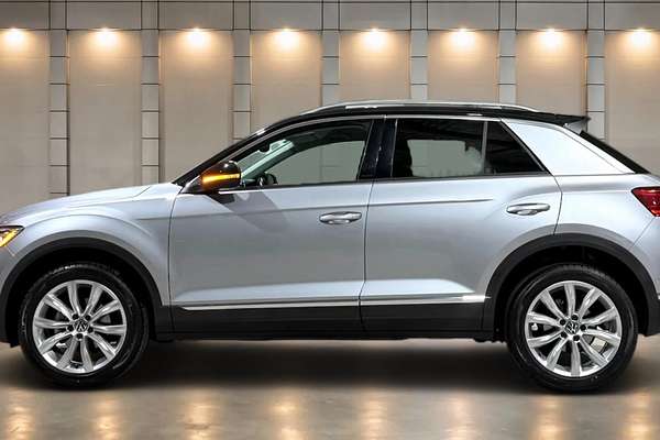2022 Volkswagen T-Roc 110TSI Style D11